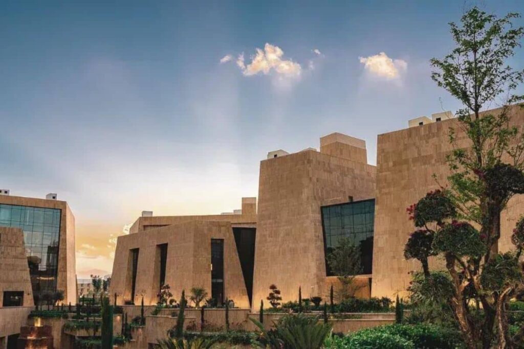 عبر الرياض